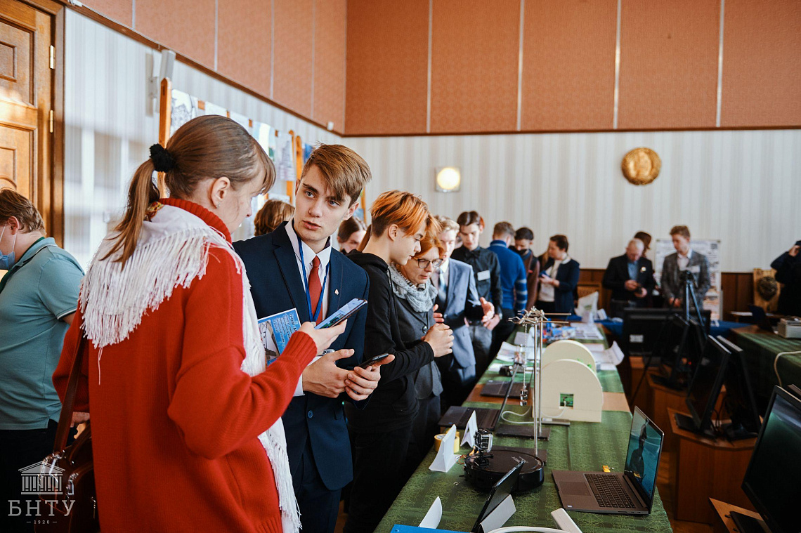 Прошло открытие международного конкурса научно-технического творчества учащейся молодежи «ТехноИнтеллект»