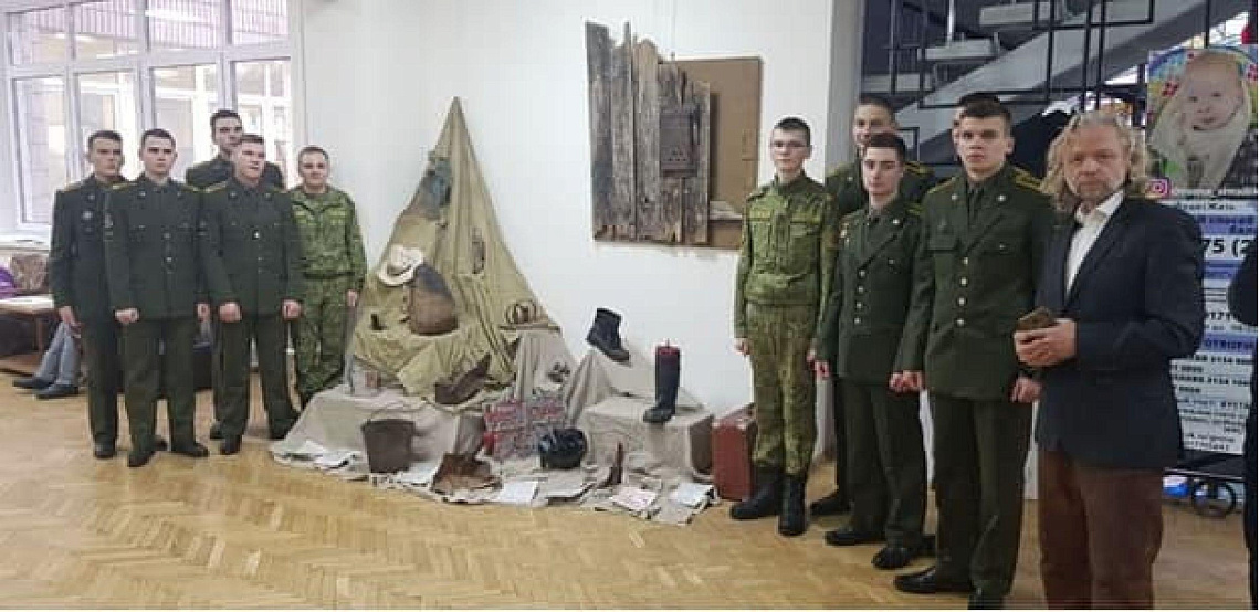 Посещение курсантами выставки, посвященной воинам-интернационалистам