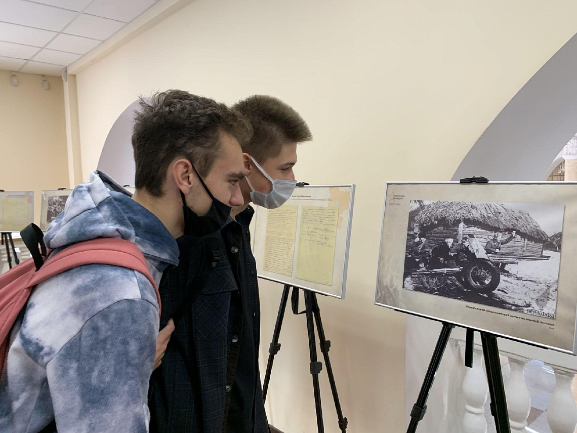Студенты машиностроительного факультета посетили интерактивную выставку «Партизаны Беларуси»